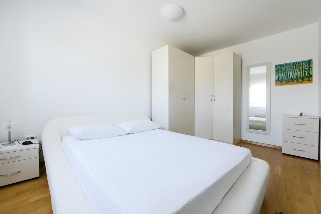 M&D Apartment Zadar Luaran gambar